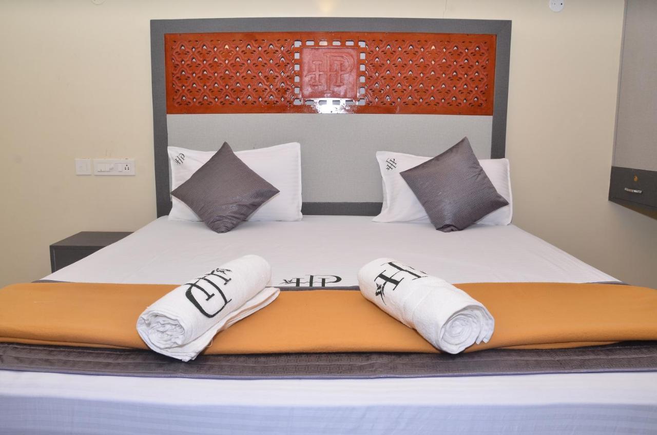 Hotel Panchavarnaa Rāmeswaram Zewnętrze zdjęcie