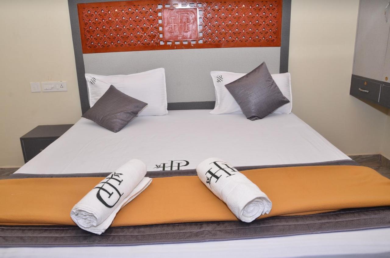 Hotel Panchavarnaa Rāmeswaram Zewnętrze zdjęcie